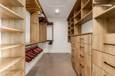 4905 E White Gates Drive, Phoenix, AZ 85018 - Photo 30