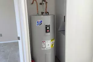 1827 E Kirkland Ln, Tempe, AZ 85281 - Photo 14