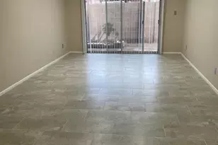 1827 E Kirkland Ln, Tempe, AZ 85281 - Photo 2