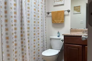 1738 E Gaylon Dr, Tempe, AZ 85282 - Photo 4