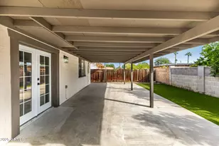 3619 W Griswold Rd, Phoenix, AZ 85051 - Photo 38