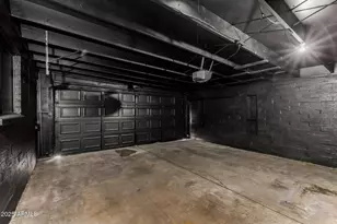 3619 W Griswold Rd, Phoenix, AZ 85051 - Photo 30