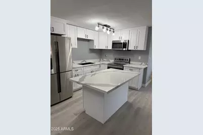 3619 W Griswold Road, Phoenix, AZ 85051 - Photo 12