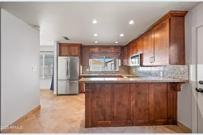 4046 E Hidalgo Avenue, Phoenix, AZ 85040 - Photo 16