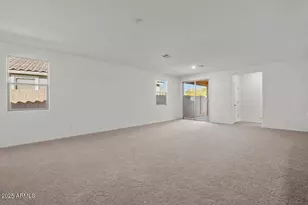 18485 N Foxtail Dr, Maricopa, AZ 85138 - Photo 6