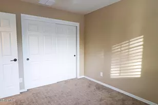 21249 N 36th Pl, Phoenix, AZ 85050 - Photo 24