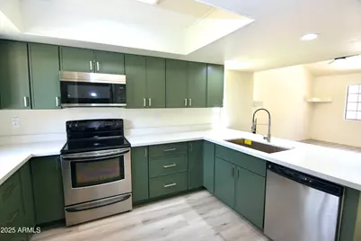 2020 W Union Hills Drive, Phoenix, AZ 85027 - Photo 1