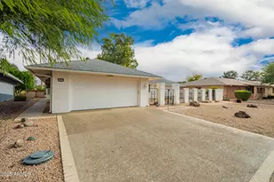 10102 W Concho Cir, Sun City, AZ 85373 - Photo 2