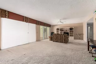 10102 W Concho Cir, Sun City, AZ 85373 - Photo 12