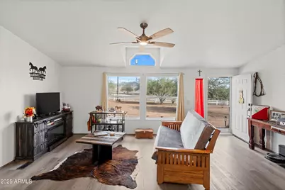 38644 N 12th Street, Phoenix, AZ 85086 - Photo 12