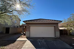 2587 W Patagonia, Phoenix, AZ 85086 - Photo 2