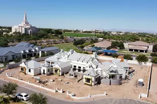 3152 S Penrose Ct, Gilbert, AZ 85295 - Photo 2