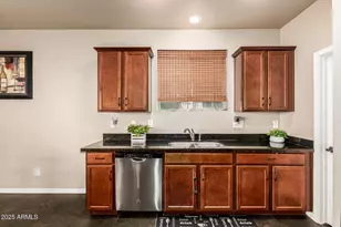 3536 E Wayland Dr, Phoenix, AZ 85040 - Photo 8