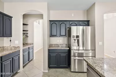 8180 W Gelding Drive, Peoria, AZ 85381 - Photo 10