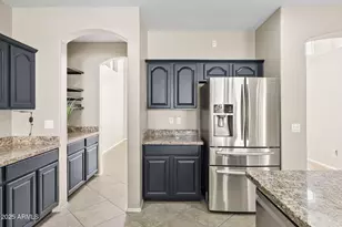 8180 W Gelding Dr, Peoria, AZ 85381 - Photo 10