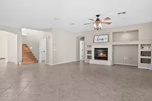 8180 W Gelding Dr, Peoria, AZ 85381 - Photo 12