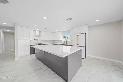 8202 E Whitton Avenue, Scottsdale, AZ 85251 - Photo 8