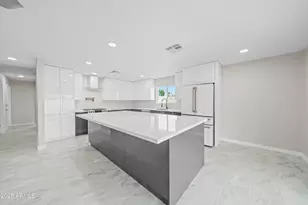 8202 E Whitton Ave, Scottsdale, AZ 85251 - Photo 8