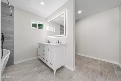 8202 E Whitton Avenue, Scottsdale, AZ 85251 - Photo 22