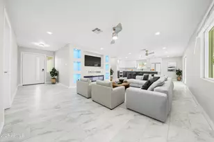 8202 E Whitton Ave, Scottsdale, AZ 85251 - Photo 2