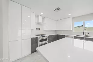 8202 E Whitton Ave, Scottsdale, AZ 85251 - Photo 12