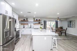 10141 W Pebble Beach Dr, Sun City, AZ 85351 - Photo 12