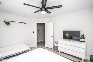 10141 W Pebble Beach Dr, Sun City, AZ 85351 - Photo 22