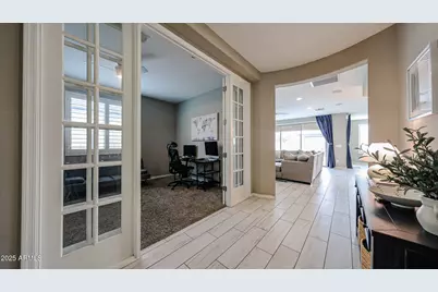 10749 W Paso Trail, Peoria, AZ 85383 - Photo 8