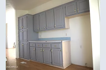 22548 W Skinner Road, Wittmann, AZ 85361 - Photo 12