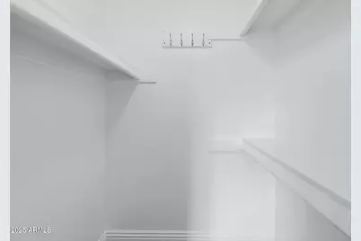 2030 W Portobello Avenue, Mesa, AZ 85202 - Photo 12