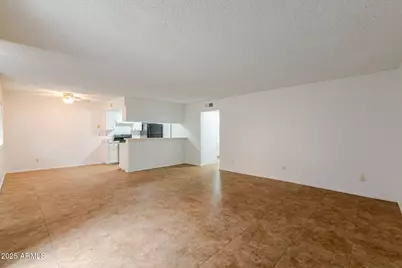 2228 E Campbell Avenue #106, Phoenix, AZ 85016 - Photo 12