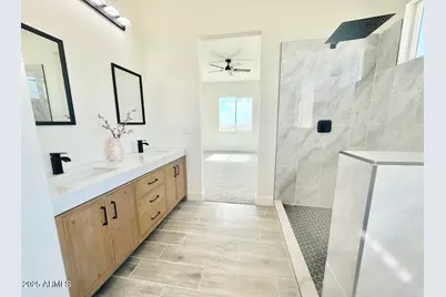 36815 W Whitton Avenue, Tonopah, AZ 85354 - Photo 16