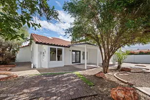 8438 S Maple Ave, Tempe, AZ 85284 - Photo 36