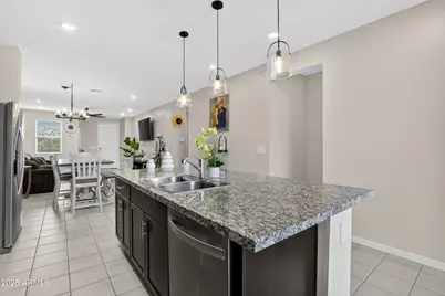 19090 N Silver Dog Way, Maricopa, AZ 85138 - Photo 6