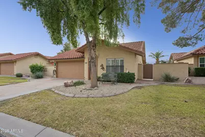 12214 S Shoshoni Drive, Phoenix, AZ 85044 - Photo 2