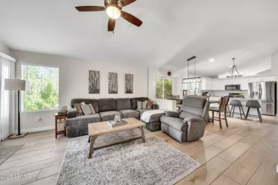 18644 N 21st Street, Phoenix, AZ 85024 - Photo 4