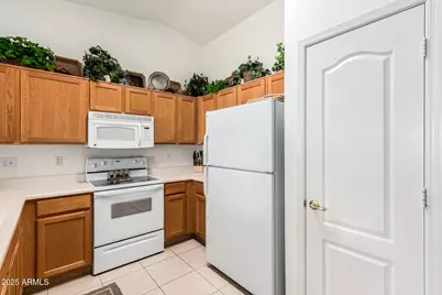 1464 E Runaway Bay Drive, Chandler, AZ 85249 - Photo 14