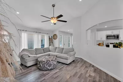 1510 E Commerce Avenue, Gilbert, AZ 85234 - Photo 6