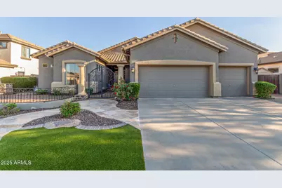 6757 S Seneca Way, Gilbert, AZ 85298 - Photo 2