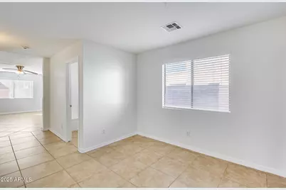 11467 W Austin Thomas Drive, Surprise, AZ 85378 - Photo 12