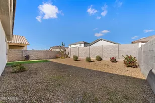 18348 W Jessie Ln, Surprise, AZ 85387 - Photo 20