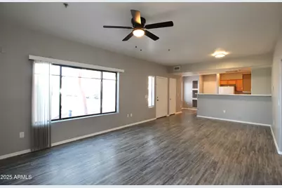 6770 N 47th Avenue #1021, Glendale, AZ 85301 - Photo 8