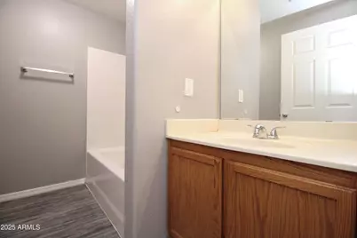 6770 N 47th Avenue #1021, Glendale, AZ 85301 - Photo 16