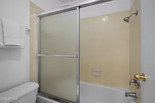 5525 E Thomas Rd, Phoenix, AZ 85018 - Photo 20