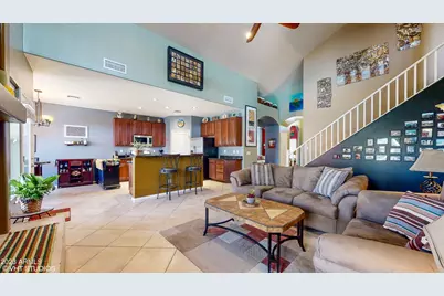 8812 S 10th Drive, Phoenix, AZ 85041 - Photo 4