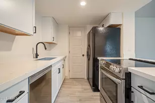 600 S Dobson Rd, Mesa, AZ 85202 - Photo 14