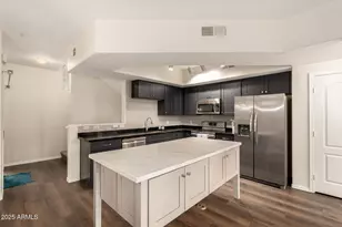 240 W Juniper Ave, Gilbert, AZ 85233 - Photo 10