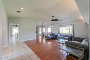 126 E Laurel Cir, Casa Grande, AZ 85122 - Photo 10