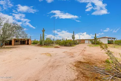 1126 N Goldfield Road, Apache Junction, AZ 85119 - Photo 2