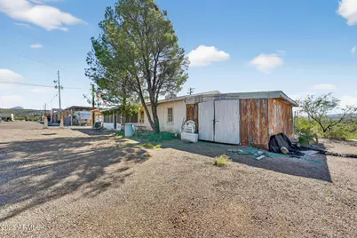 198 N Randall Avenue, Winkelman, AZ 85192 - Photo 2